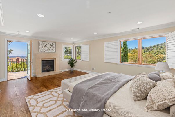 Bedroom, Fireplace, Interior, Recessed Lighting, Wood Texture Flooring