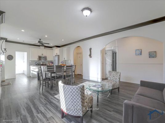 Dining room, Interior, Kitchen, Recessed Lighting, Wood Texture Flooring