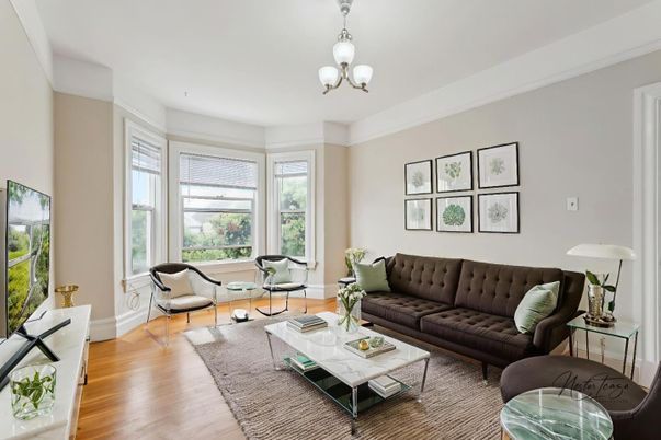Chandelier, Interior, Living room, Wood Texture Flooring