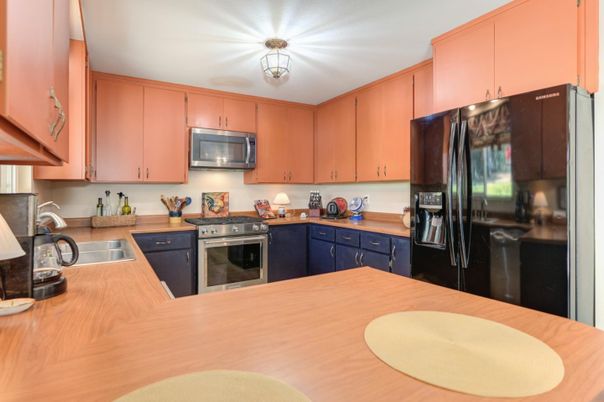 Interior, Kitchen, Stainless Steel Appliances
