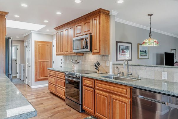 Interior, Kitchen, Pendant Lights, Recessed Lighting, Wood Texture Flooring