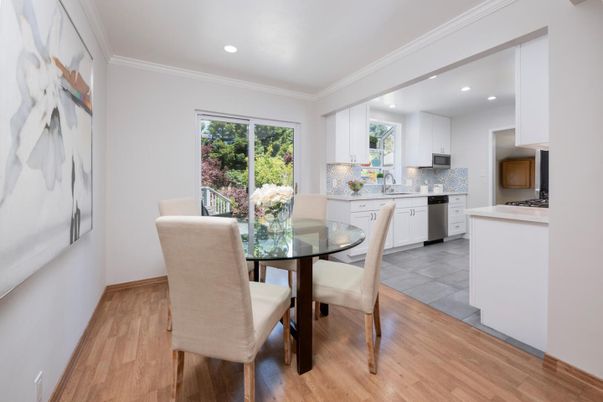 Dining room, Interior, Kitchen, Recessed Lighting, Wood Texture Flooring