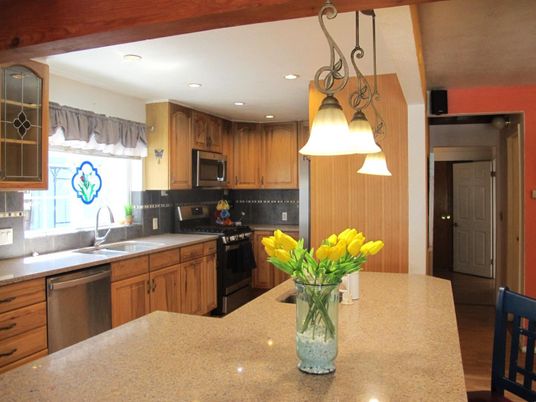 Interior, Kitchen, Pendant Lights, Recessed Lighting, Stainless Steel Appliances