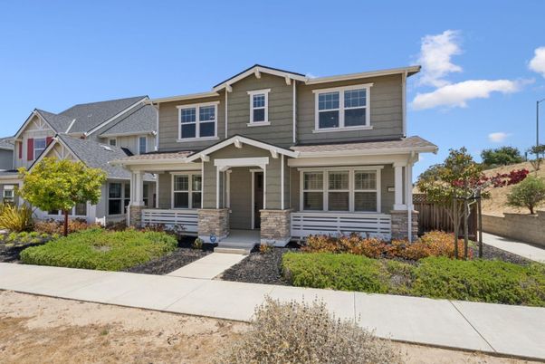 Exterior, Facade, American Craftsman