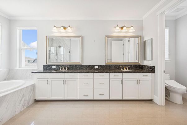 Bathroom, Dual Sink Vanities, Interior