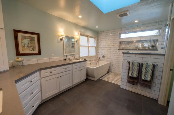 Bathroom, Dual Sink Vanities, Free Standing Baths, Interior, Recessed Lighting