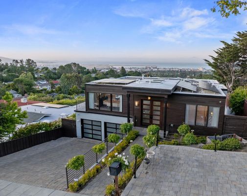 Attached, Exterior, Facade, Solar Panels, Modern