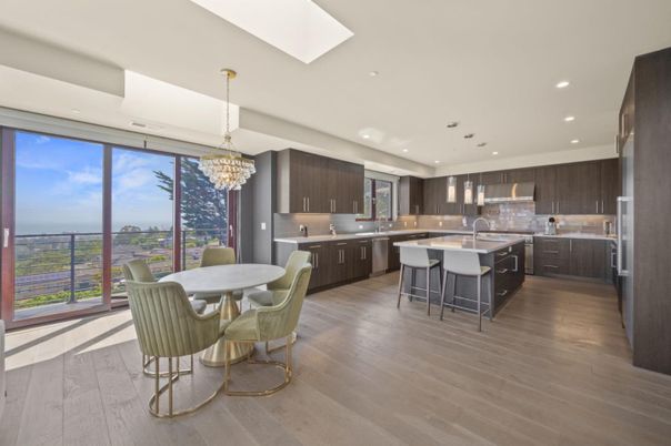 Chandelier, Dining room, Interior, Kitchen, Pendant Lights, Recessed Lighting, Wood Texture Flooring