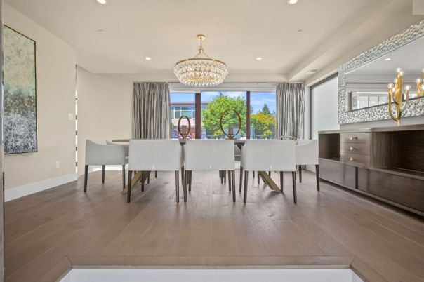 Chandelier, Dining room, Interior, Recessed Lighting, Wood Texture Flooring