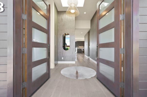 Interior, Pendant Lights, Recessed Lighting, Wood Texture Flooring