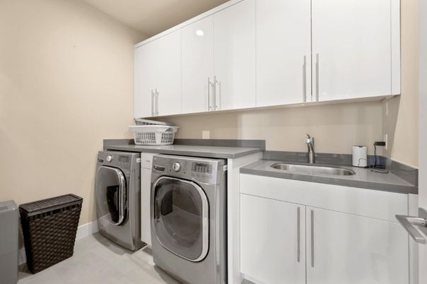 Interior, Washer