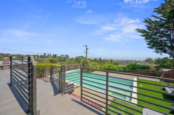 Exterior, Pool, Other