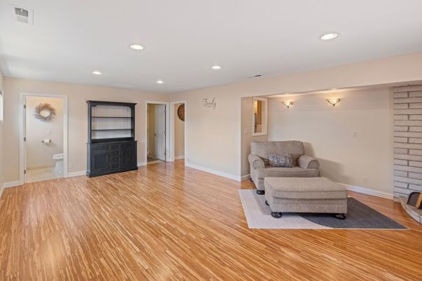 Bathroom, Interior, Recessed Lighting, Wood Texture Flooring
