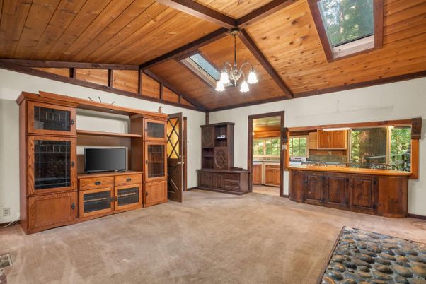 Chandelier, Interior, Kitchen, Wooden Beams, Wooden Ceilings