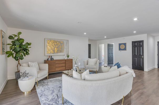 Interior, Living room, Recessed Lighting, Wood Texture Flooring