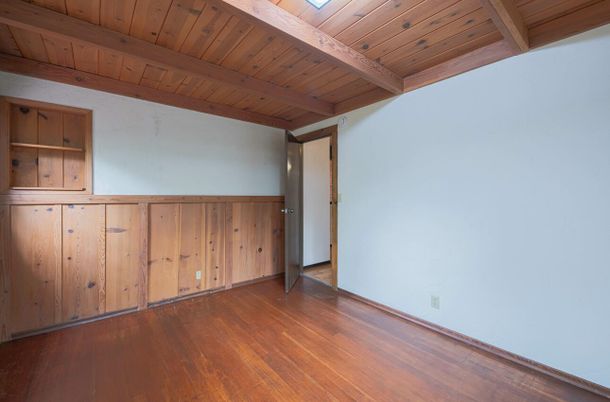 Empty room, Interior, Wooden Beams, Wooden Ceilings, Wood Texture Flooring
