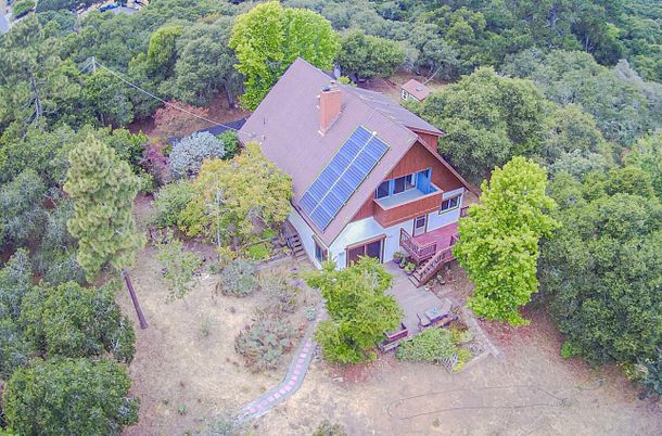 Exterior, Drone