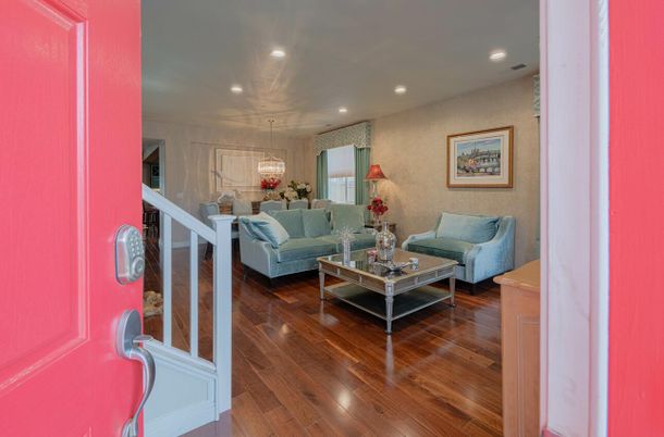 Dining room, Interior, Living room, Pendant Lights, Recessed Lighting, Wood Texture Flooring