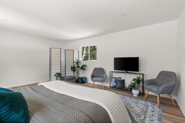 Bedroom, Interior, Recessed Lighting, Wood Texture Flooring