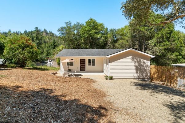 Backyard, Detached Garage, Exterior