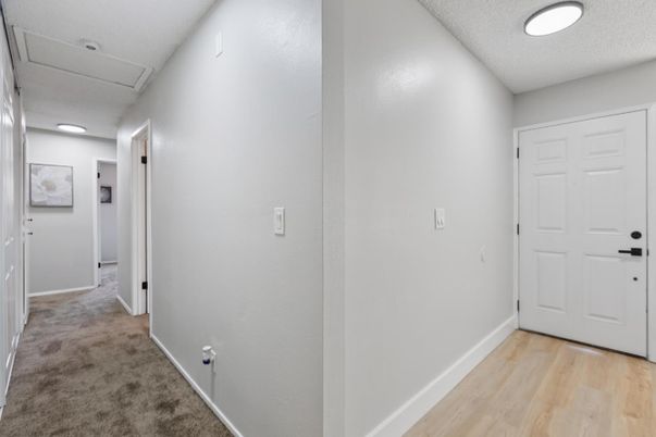 Interior, Recessed Lighting, Wood Texture Flooring