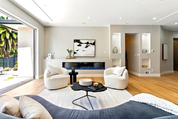 Interior, Living room, Recessed Lighting, Wood Texture Flooring