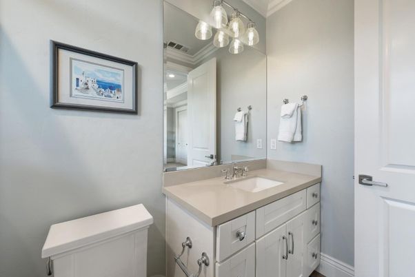 Bathroom, Interior, Recessed Lighting