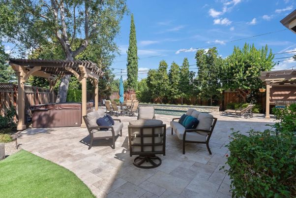 Exterior, Hot Tub