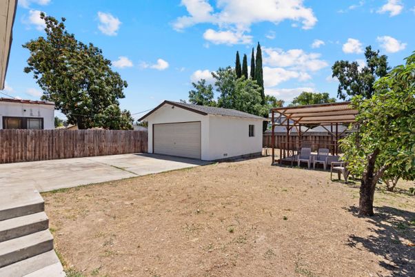 Backyard, Detached Garage, Exterior