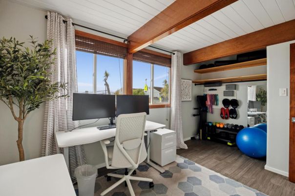 Fitness Equipment, Home Office, Interior, Wooden Beams, Wood Texture Flooring