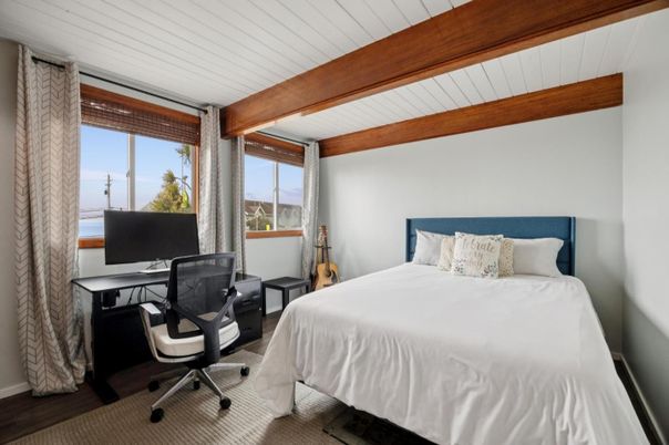 Bedroom, Home Office, Interior, Wooden Beams