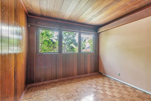 Empty room, Interior, Wooden Ceilings, Wood Texture Flooring, Wooden Walls