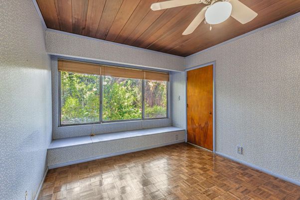 Empty room, Interior, Recessed Lighting, Wooden Ceilings, Wood Texture Flooring