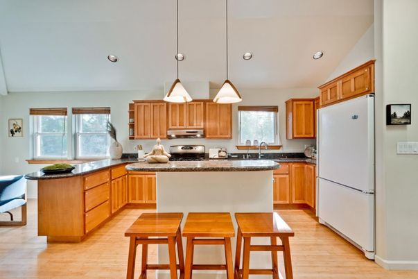 Interior, Kitchen, Pendant Lights, Recessed Lighting, Wood Texture Flooring