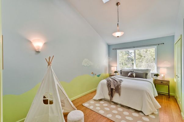 Bedroom, Interior, Pendant Lights, Wood Texture Flooring