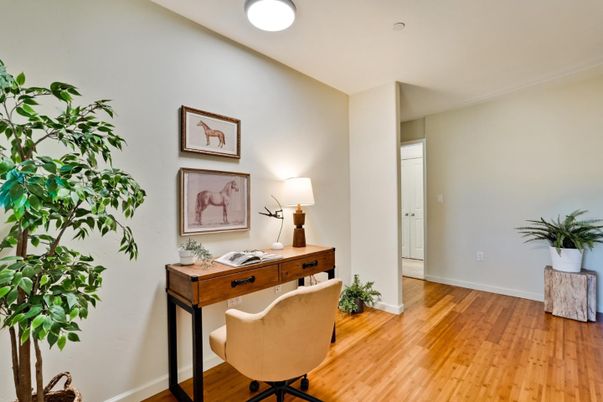 Home Office, Interior, Recessed Lighting, Wood Texture Flooring
