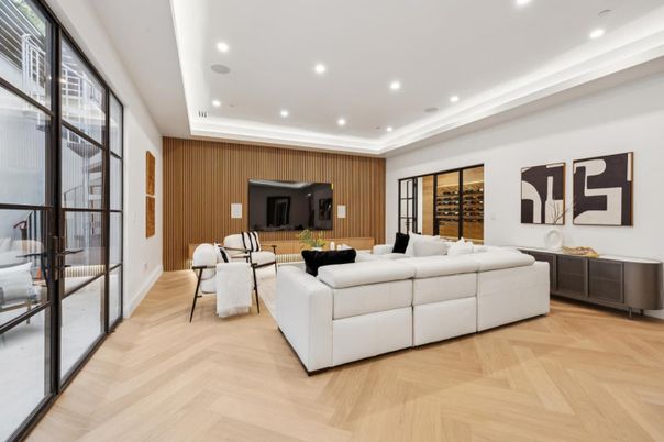Interior, Living room, Recessed Lighting, Wood Texture Flooring
