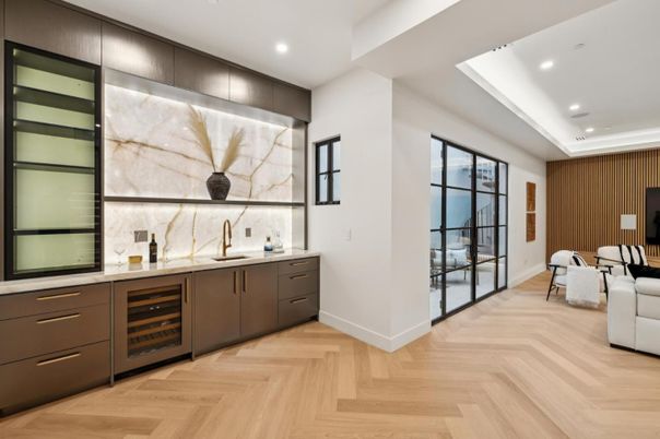 Interior, Recessed Lighting, Wood Texture Flooring