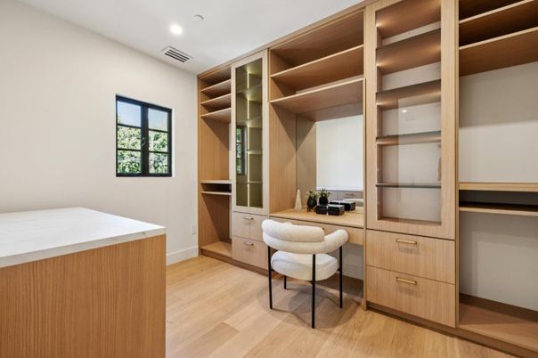 Home Office, Interior, Recessed Lighting, Wood Texture Flooring