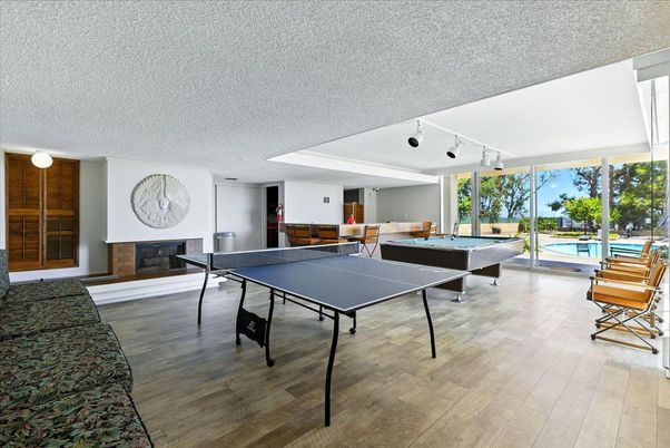 Billiard Table, Game Room, Interior, Wood Texture Flooring