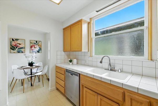 Dining room, Interior, Kitchen, Tile Countertops