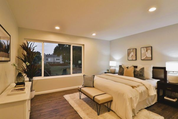 Bedroom, Interior, Recessed Lighting, Wood Texture Flooring
