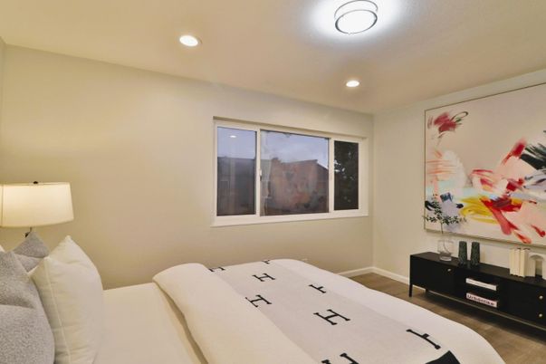 Bedroom, Interior, Recessed Lighting