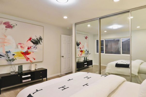 Bedroom, Interior, Recessed Lighting, Wood Texture Flooring