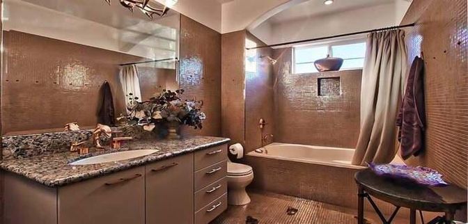 Bathroom, Interior, Recessed Lighting