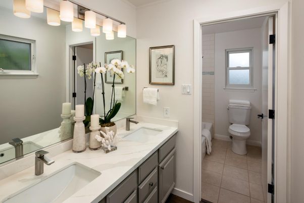 Bathroom, Dual Sink Vanities, Interior