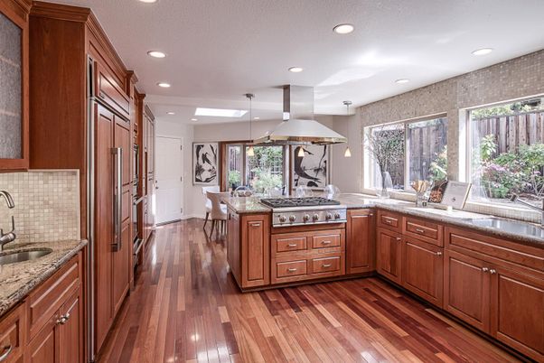 Dining room, Interior, Kitchen, Pendant Lights, Recessed Lighting, Wood Texture Flooring