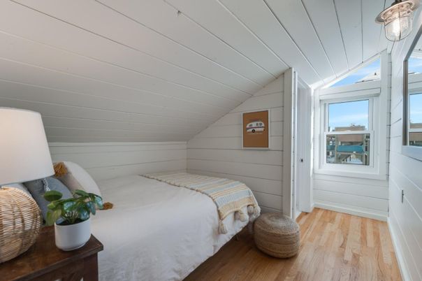 Bedroom, Interior, Water, Wood Texture Flooring