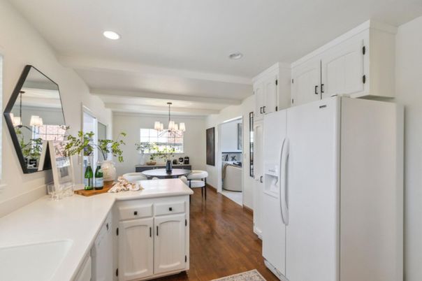 Chandelier, Interior, Kitchen, Pendant Lights, Recessed Lighting, Wood Texture Flooring