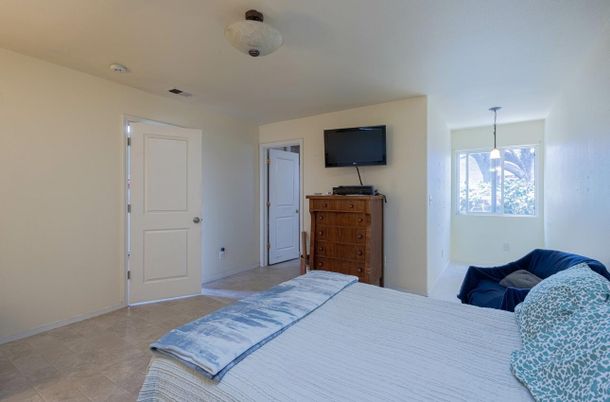 Bedroom, Interior, Pendant Lights